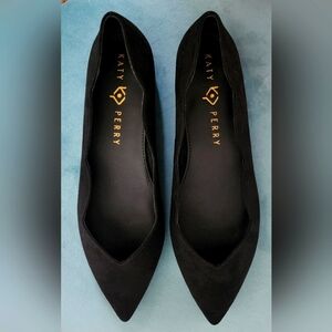 Katie Perry The Hava Women's Ballet Scalloped Black Flat Microsuede Size 8M